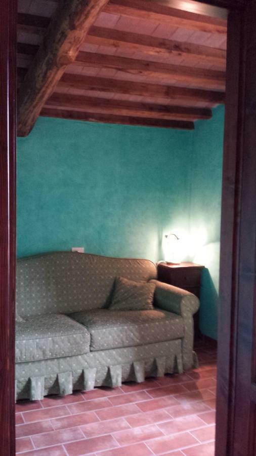 Agriturismo Podere San Lorenzo 1866 マッサ・マリッティマ エクステリア 写真